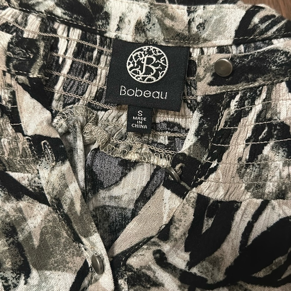 NWOT BOBEAU Long Sleeve Blouse - Picture 4 of 5